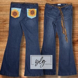Sofia Jeans Hand Painted Yellow Sunflower Boho Bell Bottom Flare Braided Belt 14
